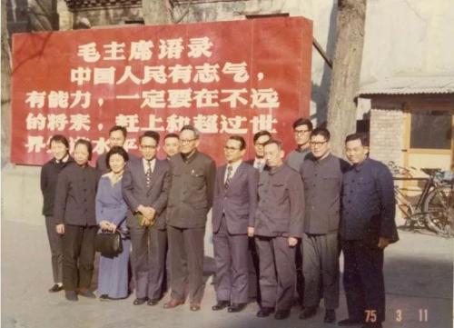 華為芯片恐遭斷供背后，中國芯的心酸往事與前途去路